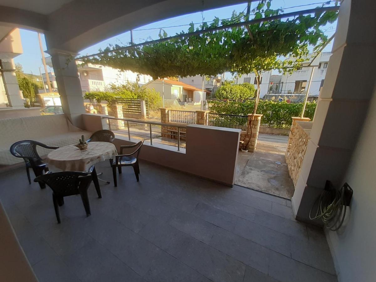 Utsi Villa Ligidhes Exterior foto